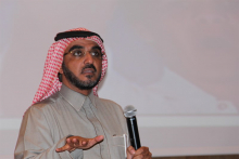 د. محمد المهيزع يلقي محاضرة بعنوان &quot; الاستعداد للاختبارات النهائية &quot;